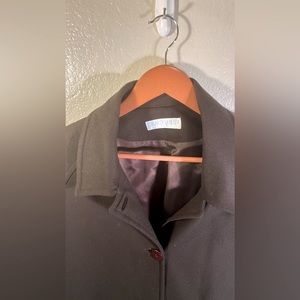Vintage  dress brown wool coat size 36.